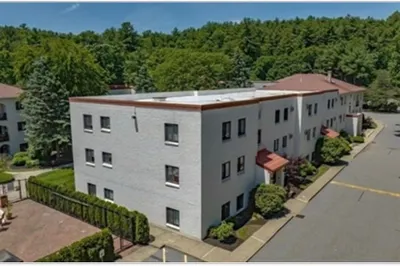 220 Fellsview Ter #222 1