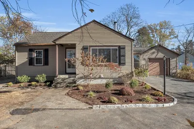 80 Upton Rd
