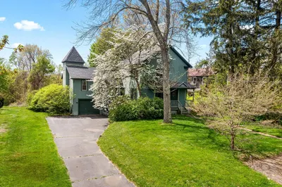 88 Woodbridge Street 1