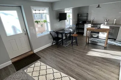 8 Merrill Rd #1 1