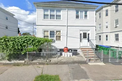 40 Almont St #2 1