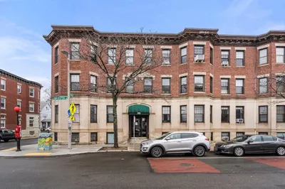 59 Brighton Ave #4