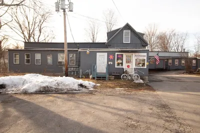 139 Central St 1