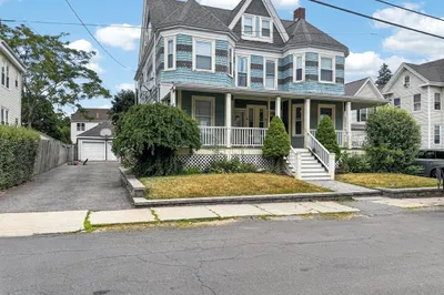 70 HolbRook Ave #R 1