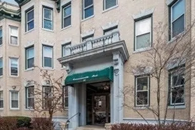 84 Gordon St #302