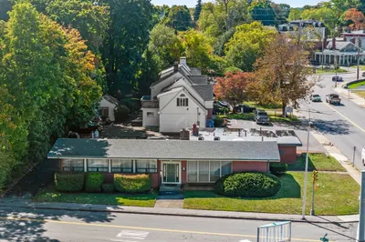 125 High St