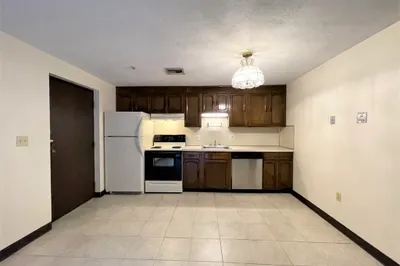 555 Main Street #103