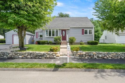 14 Richard Cir 1