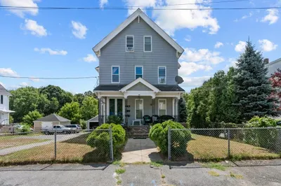 34 Myrtle St #3
