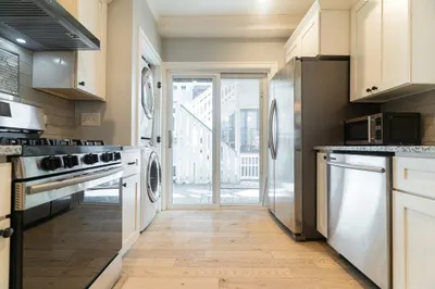 30 Rawson St #2