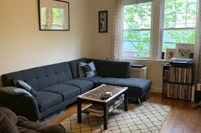 183 Kent St #4