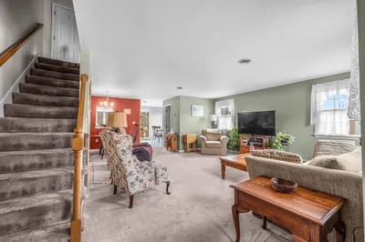 38 High St #8