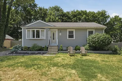 3 Carol Lane 1