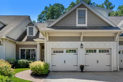 30 Nobscot Rd #2 1