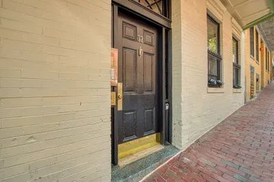 32 Grove St #1 1