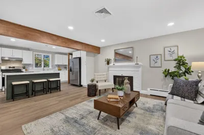 316 Old Westford Rd 1