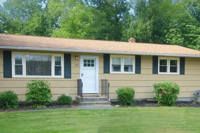 32 David Rd