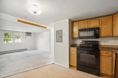 870 Haverhill St #11B