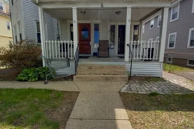 49 Holmes St #2B