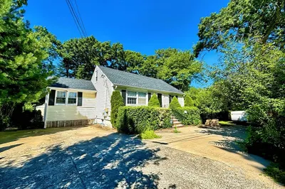 188 Town St
