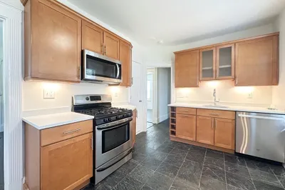 156 Homes Ave #3