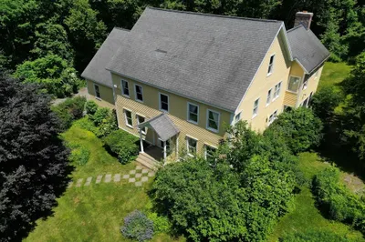 11 Davis Lane 1