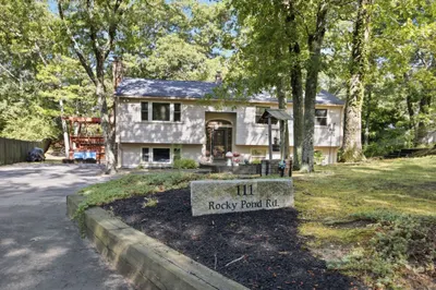 111 Rocky Pond Rd 1