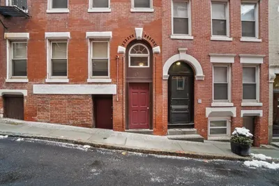 23 Margaret St #1 1
