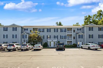 4 Crestview Cir #116 1