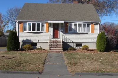 42 Elmwood Avenue 1