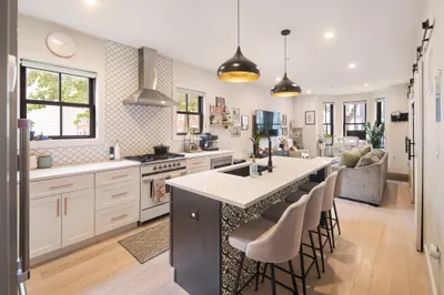 228 Webster St #1 1