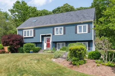 150 Lucas Dr