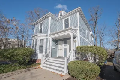 29-31 Elmwood St