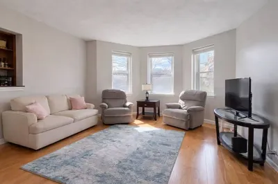 1409 Commonwealth Ave #301