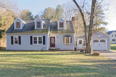 205 Old Connecticut Path 1