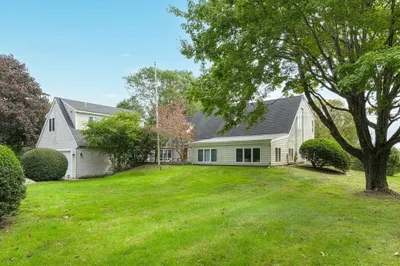 540 River Rd 1