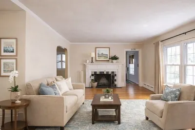 247 Albany St 1