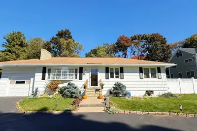 79 Lowell St