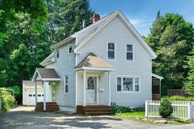 13 Forest Ave