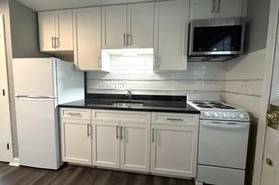 23 Burlington Street #3