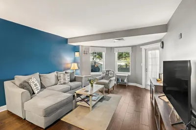 10 Seaport Dr #2107 1