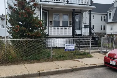 11 Willow Park #11
