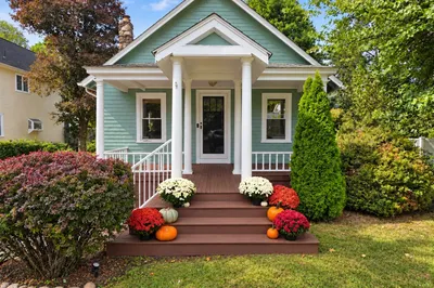 575 Main St 1