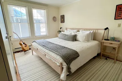 642 Huron Ave #2