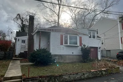 53 Morningside Path