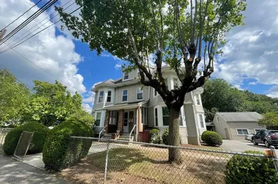 36 Lowell Ave #2 1