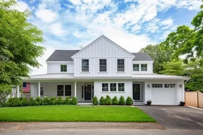 28 Rose Ave 1