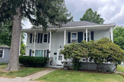 37-39 Spruce Street #37