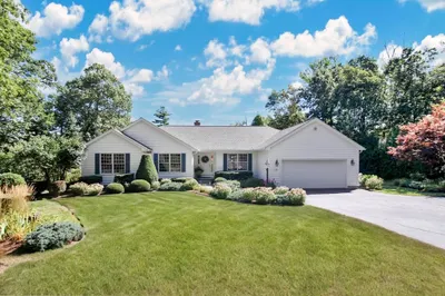33 Old Reed Rd 1