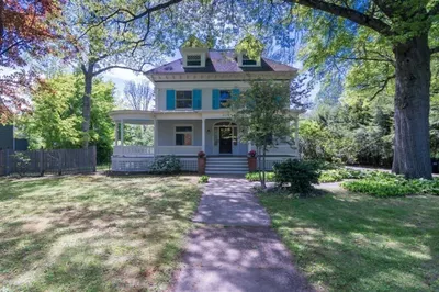 242 Lincoln Ave 1